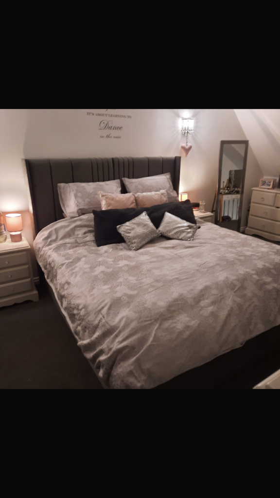 Image #1 from Justine